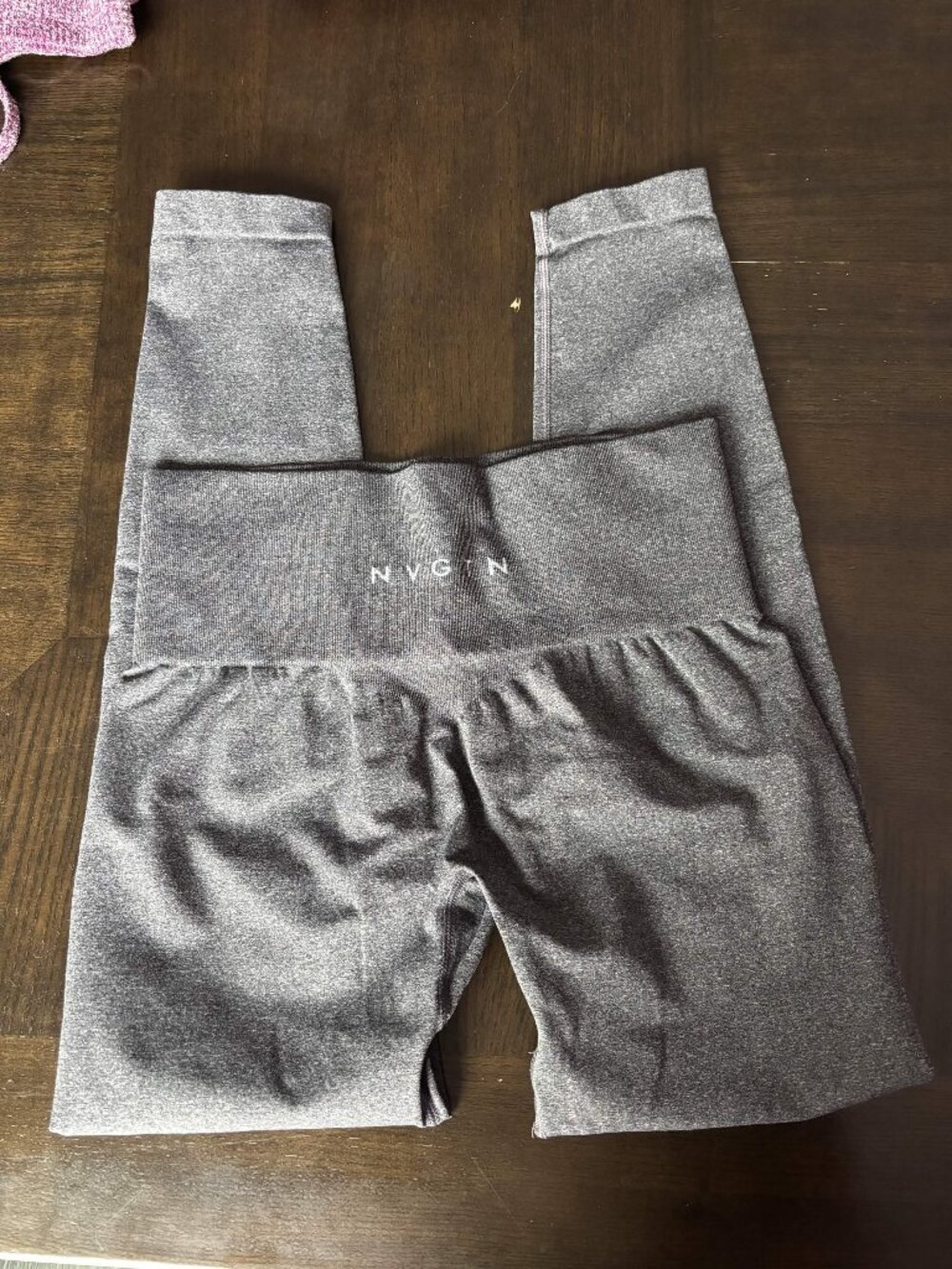 NVGTN - NV Seamless Legging - size small